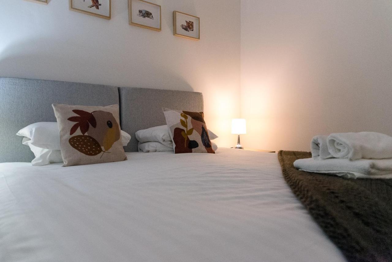 Greenstar Apartments - 2 Minute Walk Away Into City Centre - 6 Individual Flats - Next To Abertay University - 1 Bed 2 Bed & 3 Bedroom Flats - Fully Equipped - Short - Mid - Long Stays Welcome دندي المظهر الخارجي الصورة