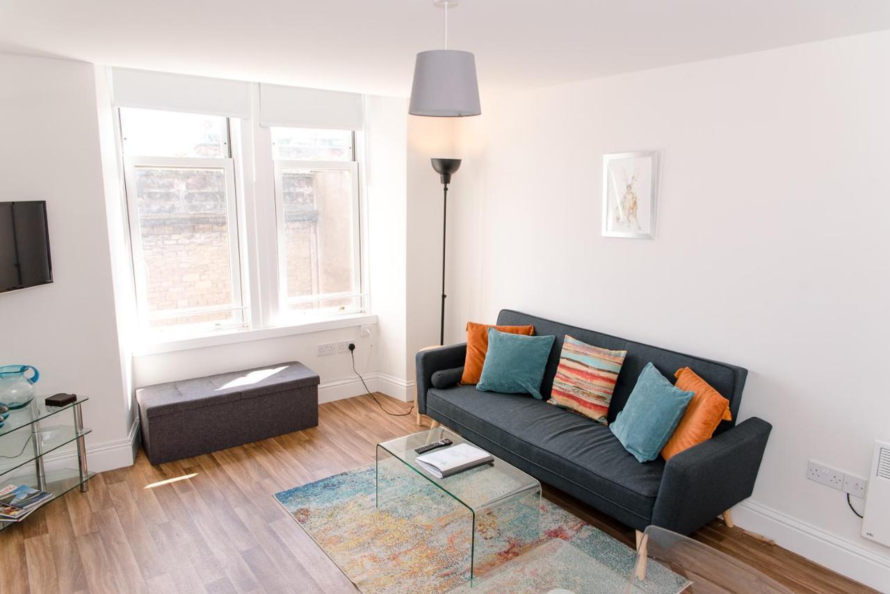 Greenstar Apartments - 2 Minute Walk Away Into City Centre - 6 Individual Flats - Next To Abertay University - 1 Bed 2 Bed & 3 Bedroom Flats - Fully Equipped - Short - Mid - Long Stays Welcome دندي المظهر الخارجي الصورة