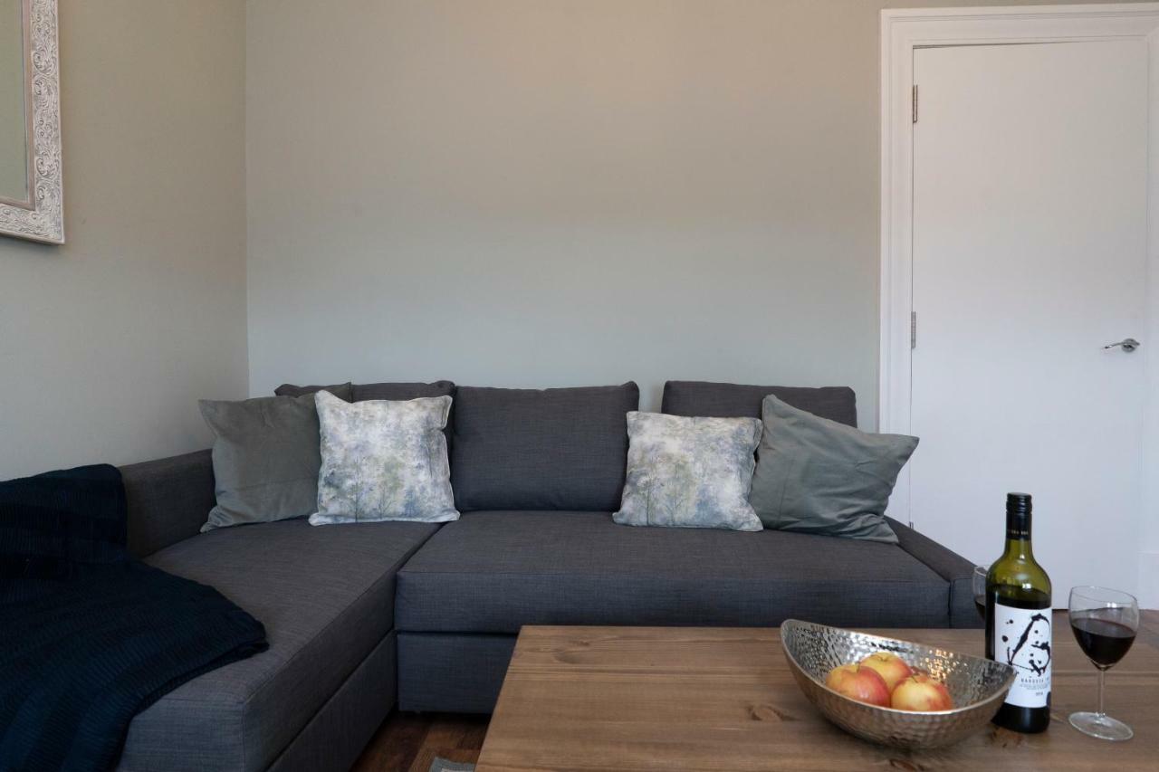 Greenstar Apartments - 2 Minute Walk Away Into City Centre - 6 Individual Flats - Next To Abertay University - 1 Bed 2 Bed & 3 Bedroom Flats - Fully Equipped - Short - Mid - Long Stays Welcome دندي المظهر الخارجي الصورة