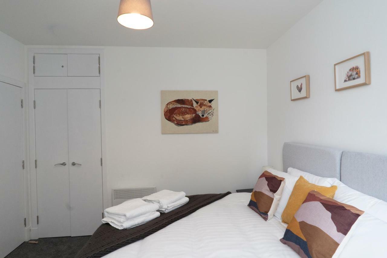 Greenstar Apartments - 2 Minute Walk Away Into City Centre - 6 Individual Flats - Next To Abertay University - 1 Bed 2 Bed & 3 Bedroom Flats - Fully Equipped - Short - Mid - Long Stays Welcome دندي المظهر الخارجي الصورة